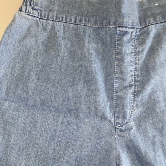 Jessica Simpson Light Blue Jean Shorts - Picture 2 of 8